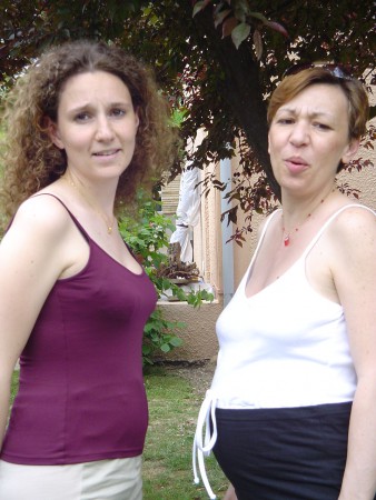 Devinez ce qui se cache dans nos ventres ??