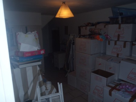 70 cartons .... ça prend de la place tout de même !